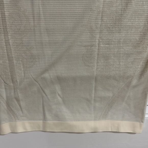 Top - Picture 7 of 7